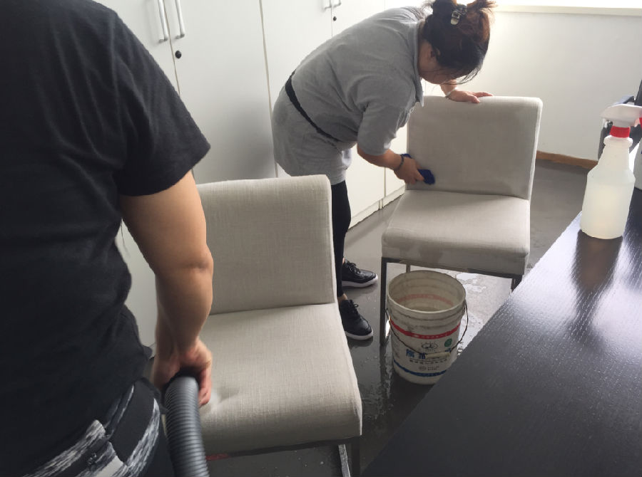 石峰区沙发清洗案例